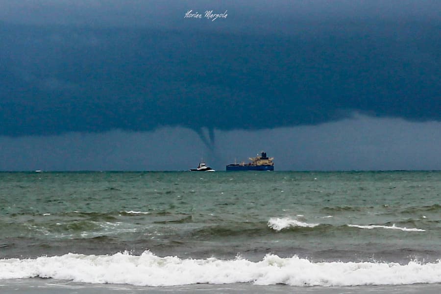 Image d'illustration pour Forts orages et tornades dans le sud de la France