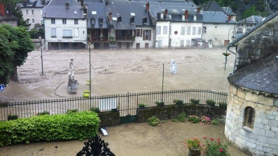 Image d'illustration pour Fortes pluies et inondations au pied des Pyrénées 