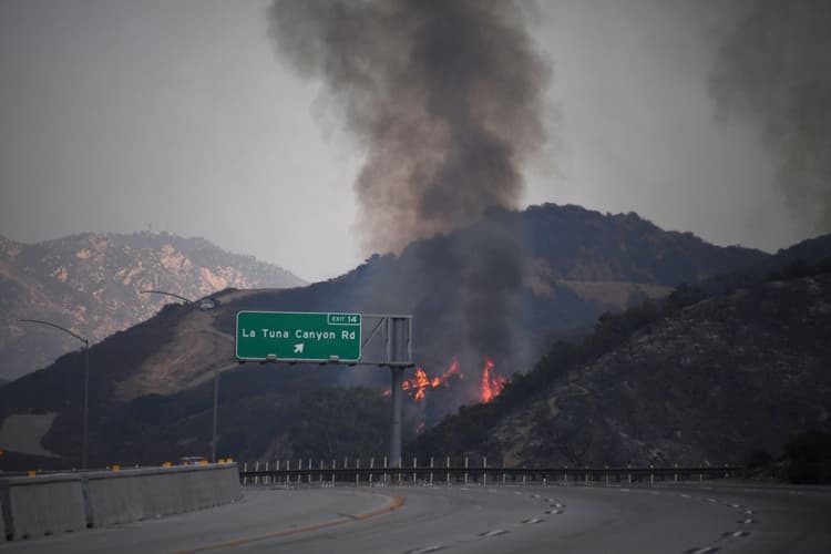 Image d'illustration pour La Californie face à la canicule et aux incendies