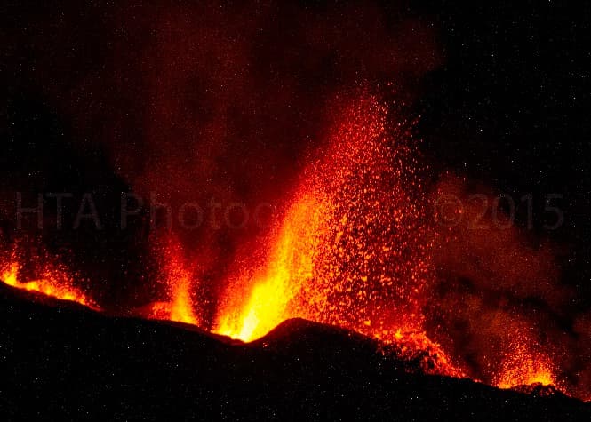 Image d'illustration pour Eruption du Piton de la Fournaise à La Réunion