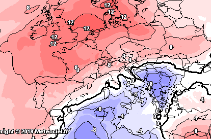Image d'illustration pour Tempête et blizzard sur les Balkans et la Libye