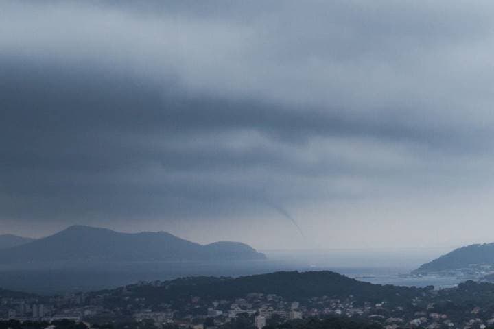 Image d'illustration pour De violents orages mettent fin aux fortes chaleurs au Sud