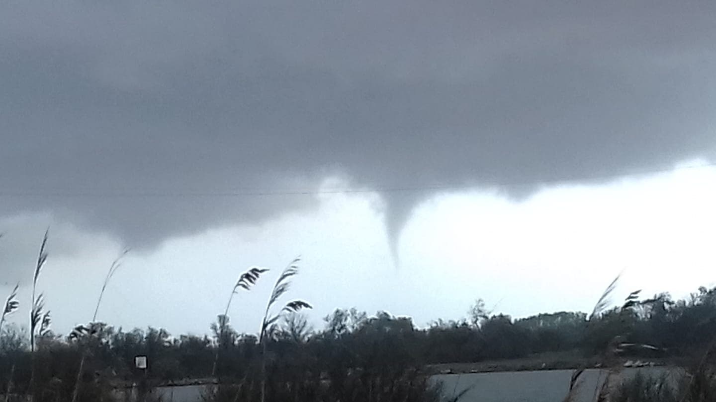 Image d'illustration pour Forts orages et tornades dans le sud de la France