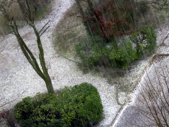 Image d'illustration pour Week-end de la Saint Valentin perturbé par la grêle et la neige
