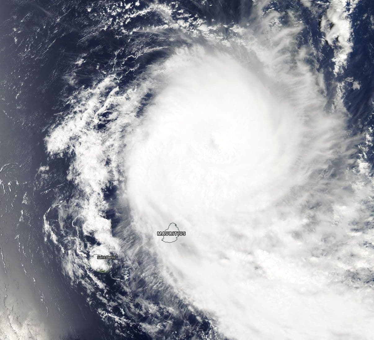 Image d'illustration pour Cyclone Cilida : menace sur les Mascareignes
