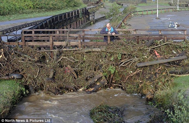Image d'illustration pour Violents orages en Angleterre