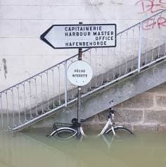 Image d'illustration pour Crue de la Seine à Paris - Graves inondations en régions