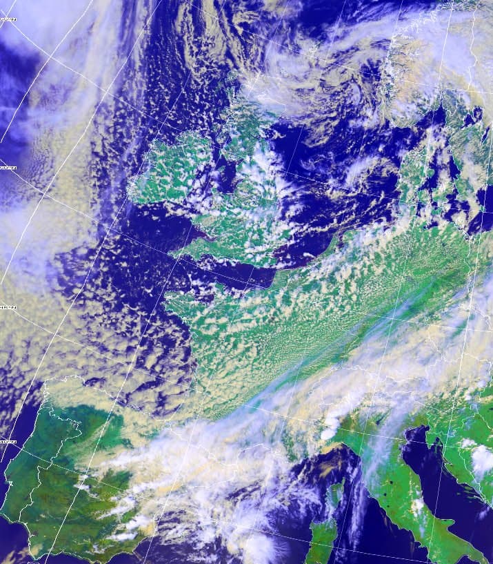 Image d'illustration pour  Flux de Nord-Ouest : Fraîcheur, averse, vent, grésil, grêle et orage