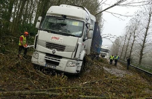 Image d'illustration pour Passage de la tempête Christian sur le Nord-Ouest