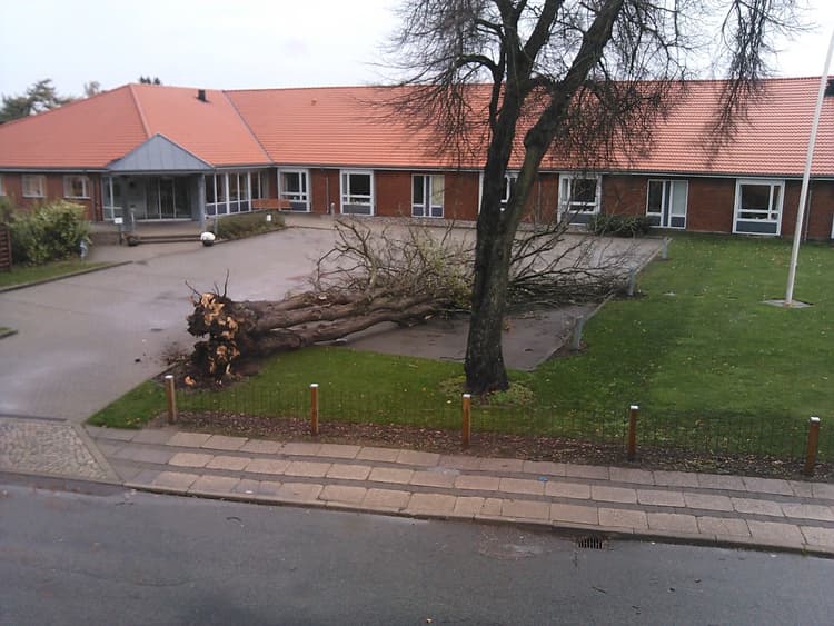 Image d'illustration pour Tempête Christian à son paroxysme en Allemagne et au Danemark