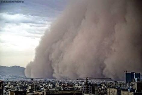 Image d'illustration pour Tempête de sable à Téhéran (Iran)