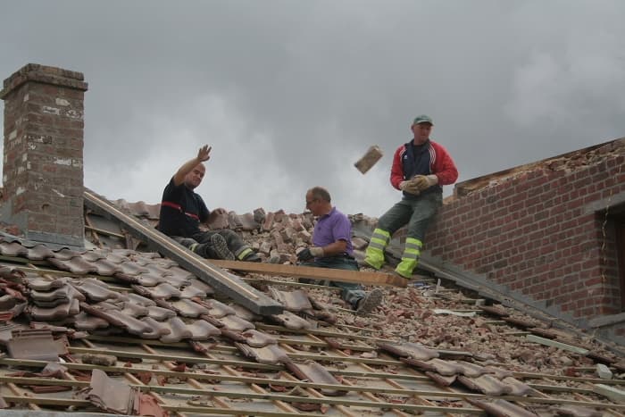 Image d'illustration pour Tornade du 1er octobre 2006 à Petit-Roeulx-lez-Braine en Belgique