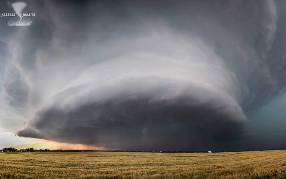 Image d'illustration pour Reclassement de la tornade d'El Reno en EF3