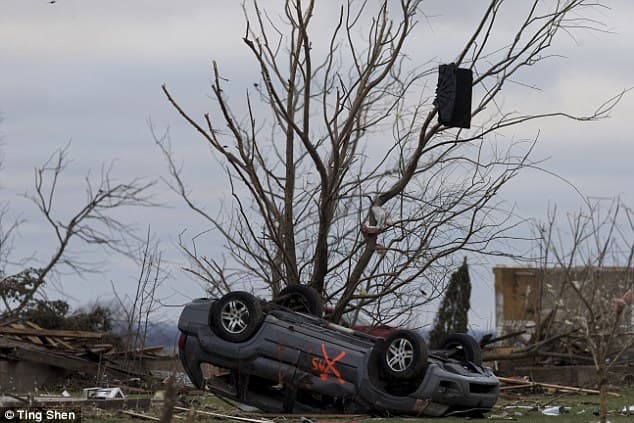 Image d'illustration pour Tornade à Fairdale dans l'Illinois : l'histoire de Missy