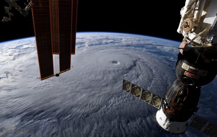 Image d'illustration pour Typhons Soulik (Corée) / Cimaron (Japon) & cyclone Lane (Hawaï)