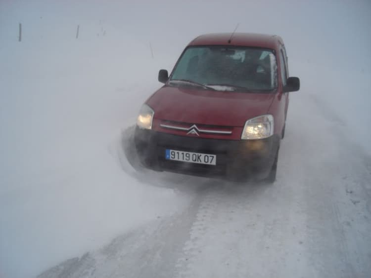 Image d'illustration pour Gelure, congère et avalanche : les risques aux sports d'hiver
